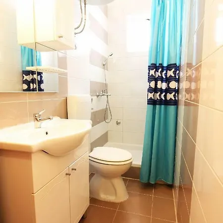 Apartmani Matija Metajna Exterior photo