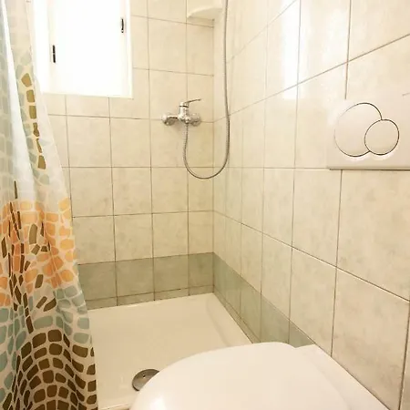 Apartmani Matija Metajna Exterior photo