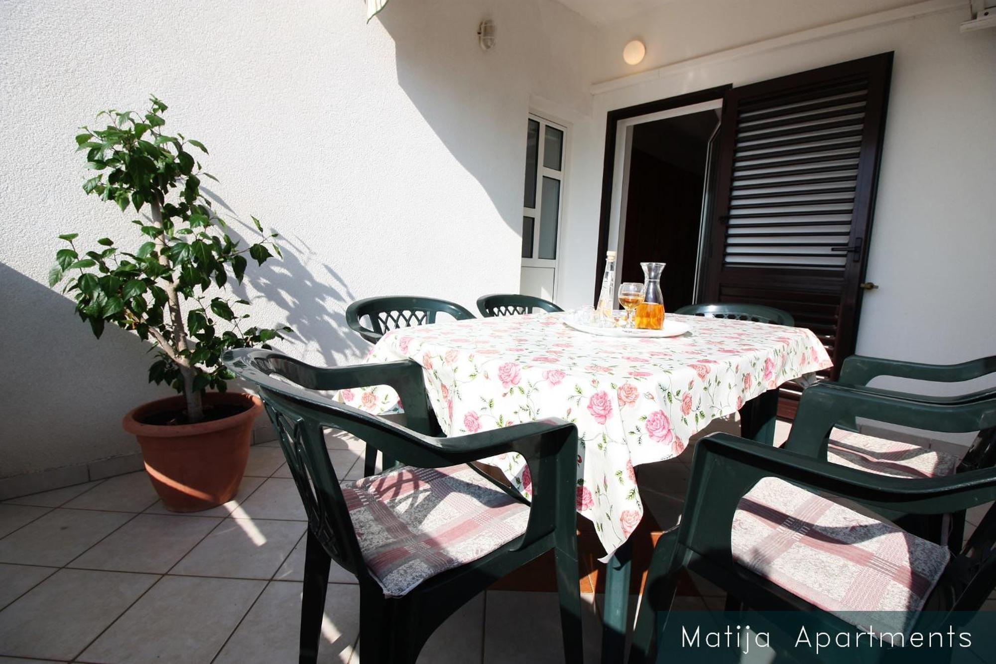 Apartmani Matija * Metajna
